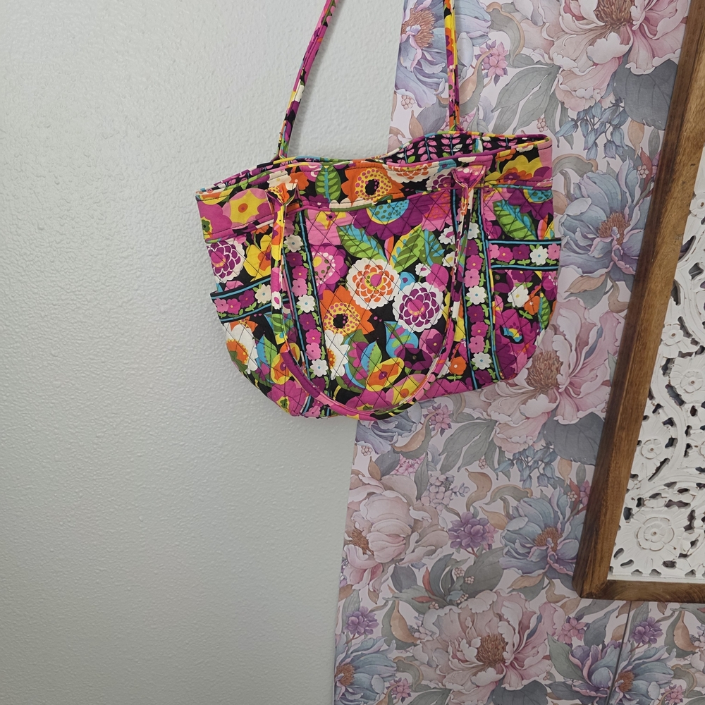Vera Bradley VaVa Bloom Vibrant Floral Tote